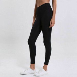 Lulu align black 25" yoga cropped leggings size 4